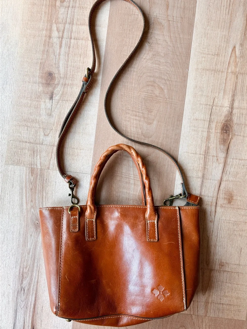 Patricia Nash Women’s Tan Leather Tote Bag Crossbody with Detachable Strap